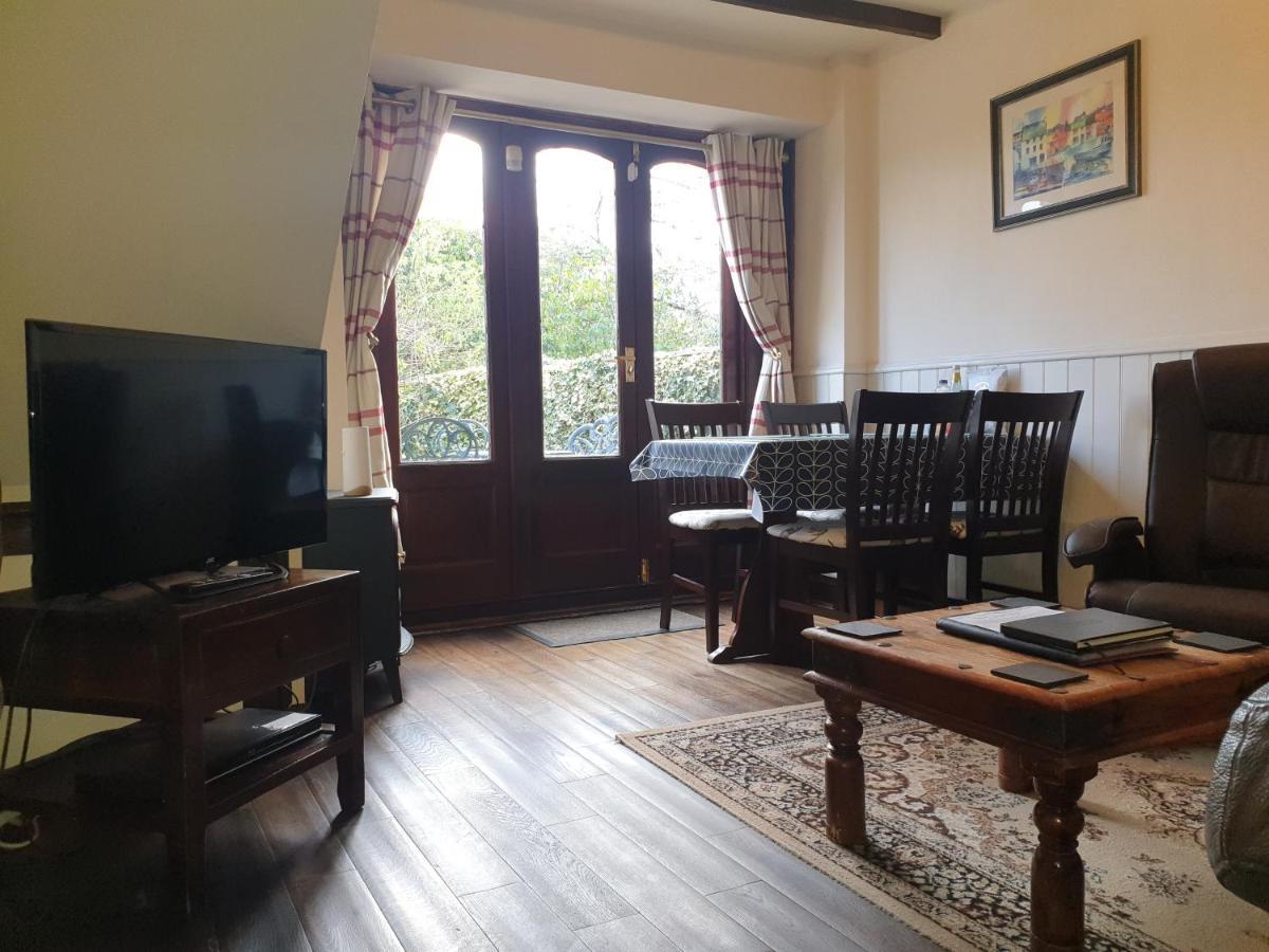 The Old Coach House Villa Pitlochry Eksteriør bilde